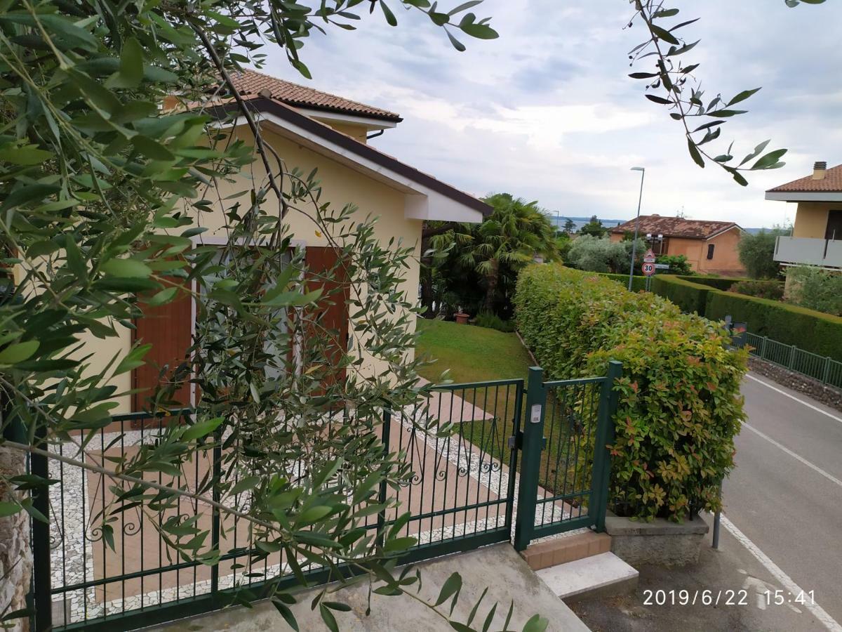 Appartamento Con Giardino A Cisano Di Bardolino Eksteriør billede